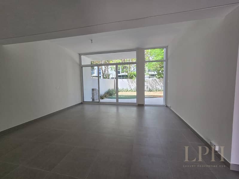 image_0 image_0