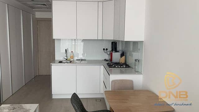 4 image_4