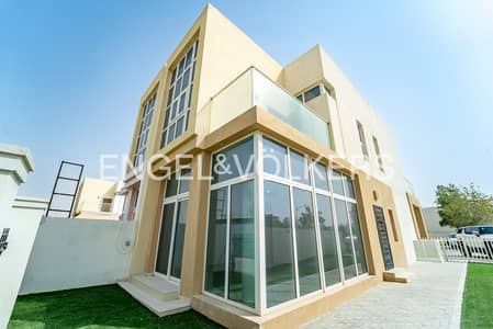 3 Bedroom Villa for Rent in DAMAC Hills 2 (Akoya by DAMAC), Dubai - Corner Unit | Vacant | Landscaped Garden | Unfurnished