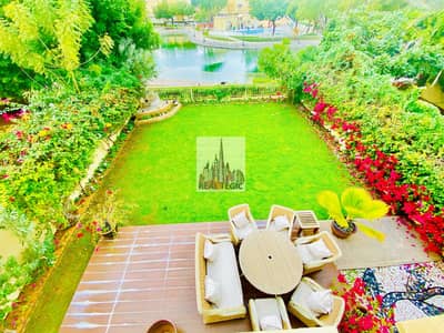 FULLY UPGRADED | 3 BR + STUDY | FULL LAKE FULLY UPGRADED | 3 BR + STUDY | FULL LAKE