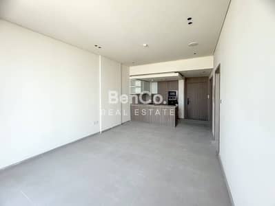 1 habitación Apartamento para en Alquiler en Jumeirah Village Circle (JVC), Dubai - Apartamento en Jumeirah Village Circle (JVC)，JVC District 15，Beverly Residence 2, 1 dormitorio, 86000 AED - 16211815