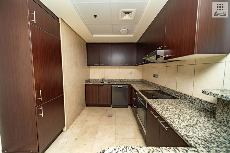 6 05-Sky Gardens-BIN 4840-1510-Fitted Kitchen. jpg