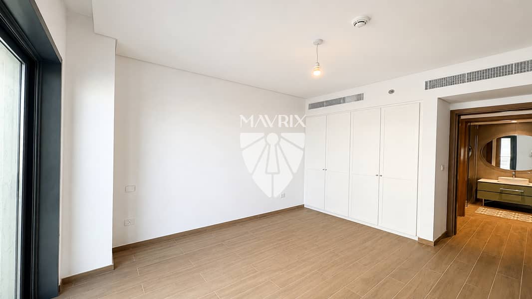 8 Image 8