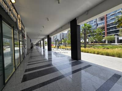 Shop in vendita a Meydan, Dubai - c316205c-d400-481e-8c2c-fecdc71372ae. jpeg