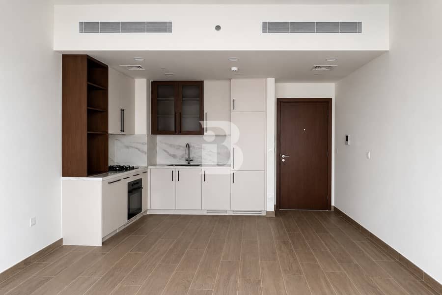 Pool View | Corner Unit | Handover Soon Pool View | Corner Unit | Handover Soon