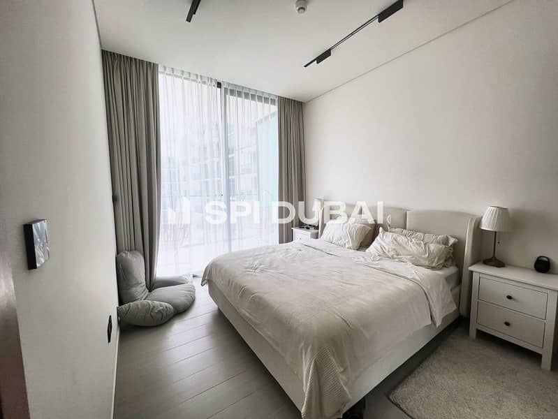 9 09_master_bedroom_balcony. jpg