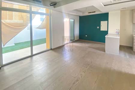 Townhouse de 3 chambres à à louer à DAMAC Hills 2 (Akoya by DAMAC), Dubai - Maison de ville à DAMAC Hills 2 (Akoya by DAMAC)，Aquilegia, 3 chambres, 95000 AED - 16213588