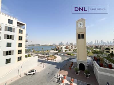 1 Bedroom Apartment for Sale in Jumeirah, Dubai - Sea and Skyline View | Spacious Layout | Resale