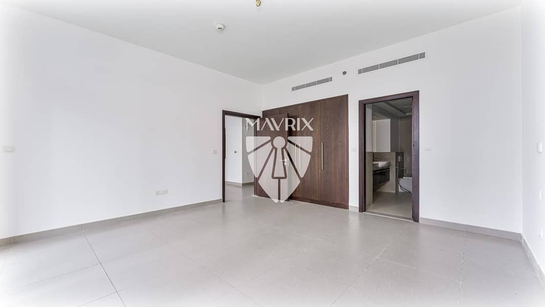 9 Image 9