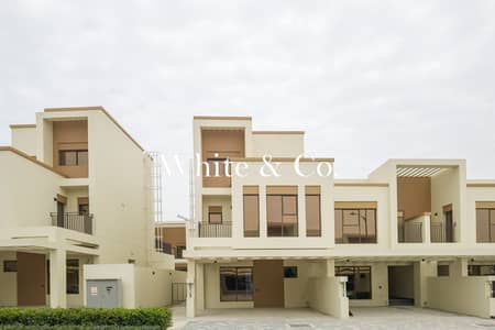 Townhouse de 4 chambres à à vendre à DAMAC Lagoons, Dubai - Maison de ville à DAMAC Lagoons，Costa Brava, 4 chambres, 3000000 AED - 16215799