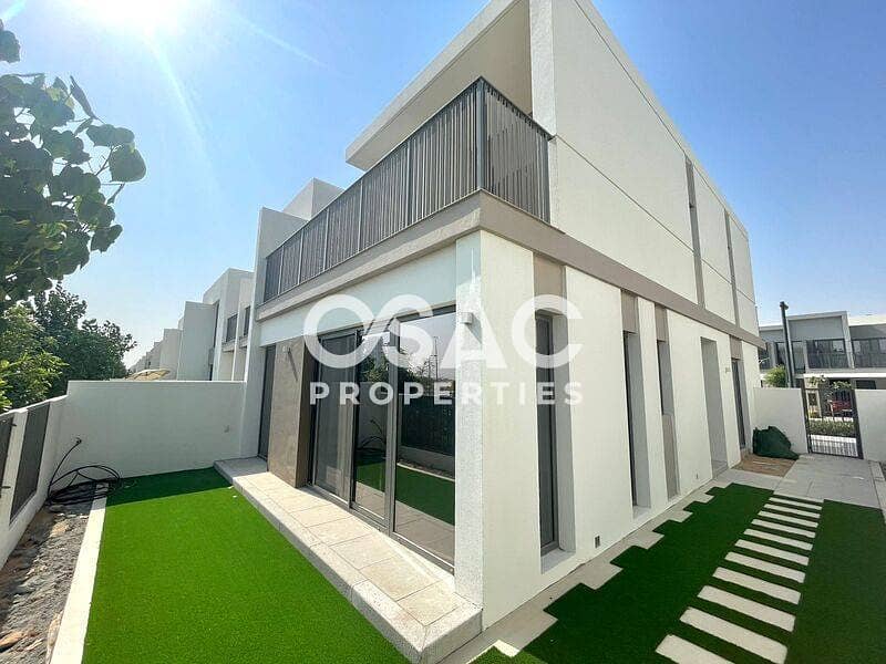 Single Row | Spacious Villa | 4BR + Maid Single Row | Spacious Villa | 4BR + Maid