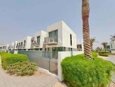 4 Bedroom Villa for Sale in The Valley by Emaar, Dubai - Hot Deal | Single Row | Mortgage Eligible 4 Bedroom Villa for Sale in The Valley by Emaar, Dubai - Hot Deal | Single Row | Mortgage Eligible