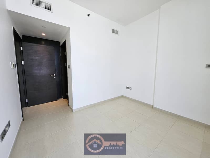 6 WhatsApp Image 2026-08-18 at 1.15. 43 PM. jpeg