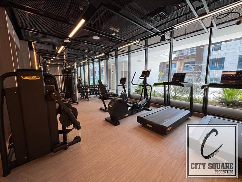 10 gym1. jpeg