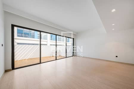 4 Slaapkamers Townhouse te Koop in DAMAC Lagoons, Dubai - Rijwoning in DAMAC Lagoons,Santorini, 4 slaapkamers, 2700000 AED - 16216916 4 Slaapkamers Townhouse te Koop in DAMAC Lagoons, Dubai - Rijwoning in DAMAC Lagoons,Santorini, 4 slaapkamers, 2700000 AED - 16216916