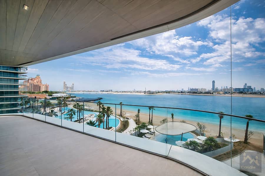 3 living room balcony. jpg