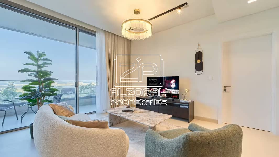 7 Living Room (2). jpg