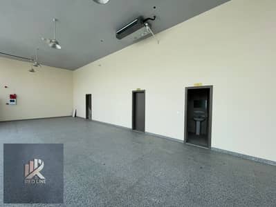Showroom te Huur in Industrial Area, Sharjah - WhatsApp Image 2026-04-29 at 14.14. 03 (1). jpeg Showroom te Huur in Industrial Area, Sharjah - WhatsApp Image 2026-04-29 at 14.14. 03 (1). jpeg