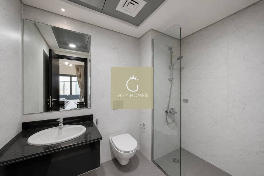 10 Washroom 1. png