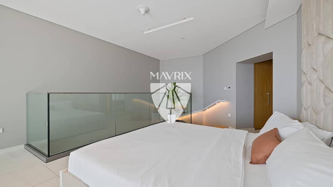 10 Image 10