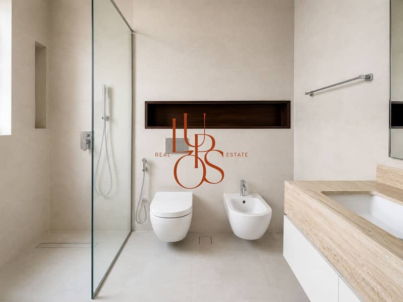 10 Villa_06_Bathroom. jpg