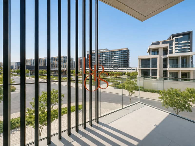 14 Villa_04_Balcony_Community_View. jpg