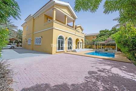 فیلا 5 غرف نوم للايجار في ذا فيلا، دبي - فیلا في ذا سنترو،ذا فيلا 5 غرف 450000 درهم - 16219863
