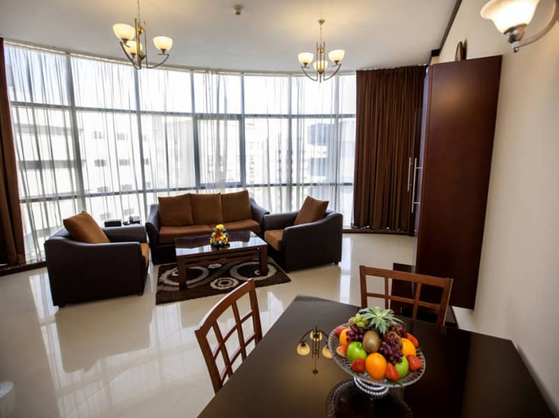 8 LIVING ROOM1. jpg