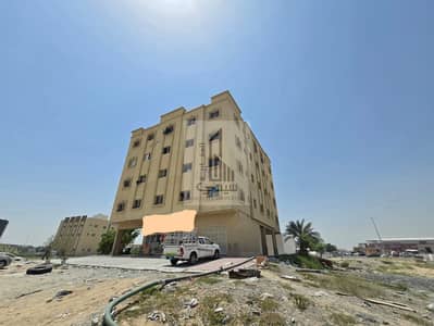 10+ Habitaciones Building para en Venta en Al Jurf, Ajman - 25945855-0c0a-4d31-9934-e08e9ee70d0c. jpg 10+ Habitaciones Building para en Venta en Al Jurf, Ajman - 25945855-0c0a-4d31-9934-e08e9ee70d0c. jpg