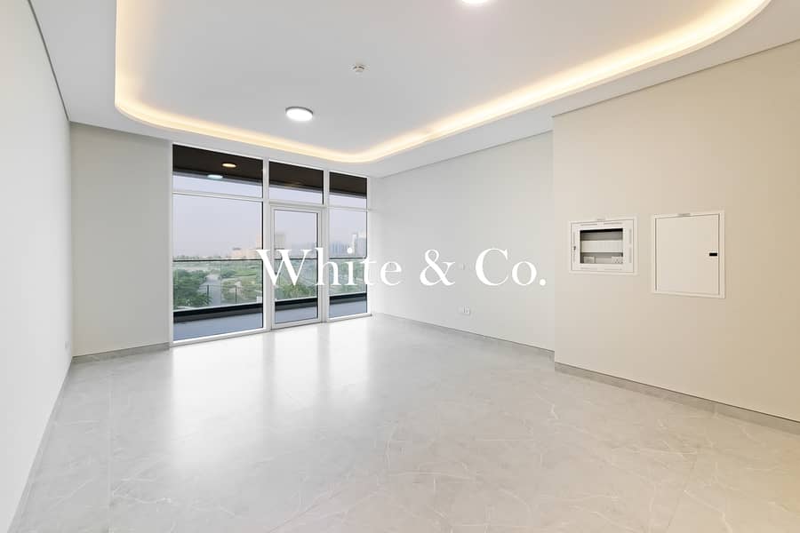 Brand New | Incredible Facilities | Vacant Brand New | Incredible Facilities | Vacant