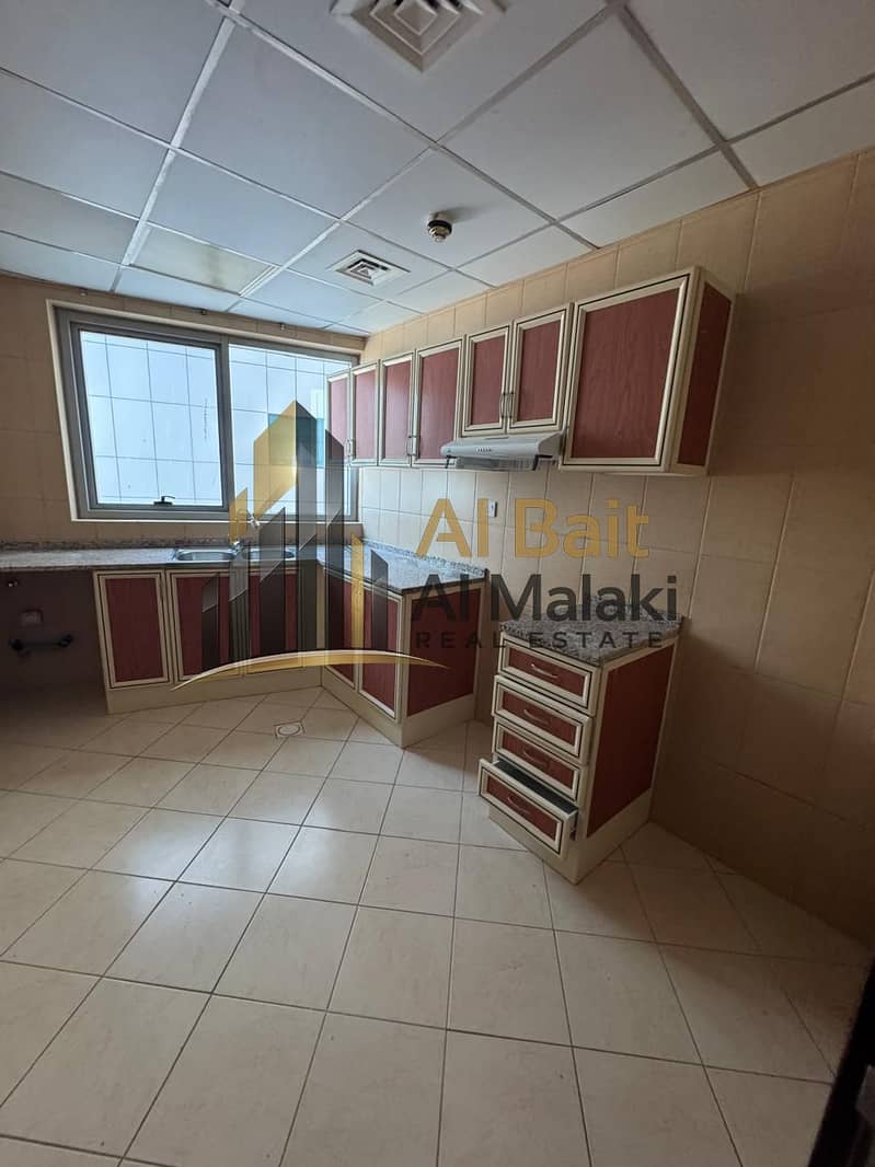 13 3888. jpg