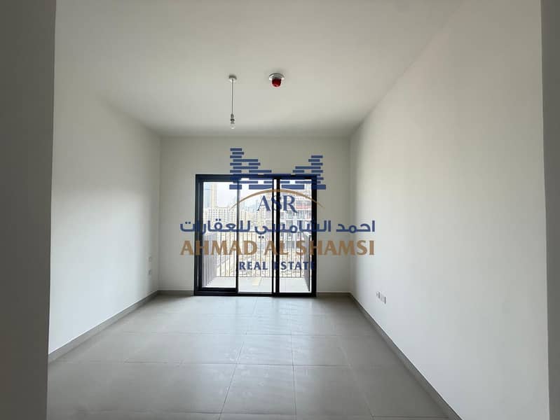 2 799dfde4-3cd5-4ce7-8c94-0709ee61ef0e. jpg