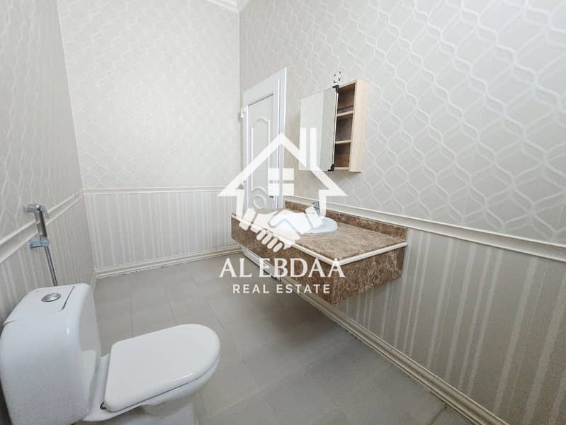 20 WhatsApp Image 2025-10-26 at 17.08. 15_853daae6. jpg