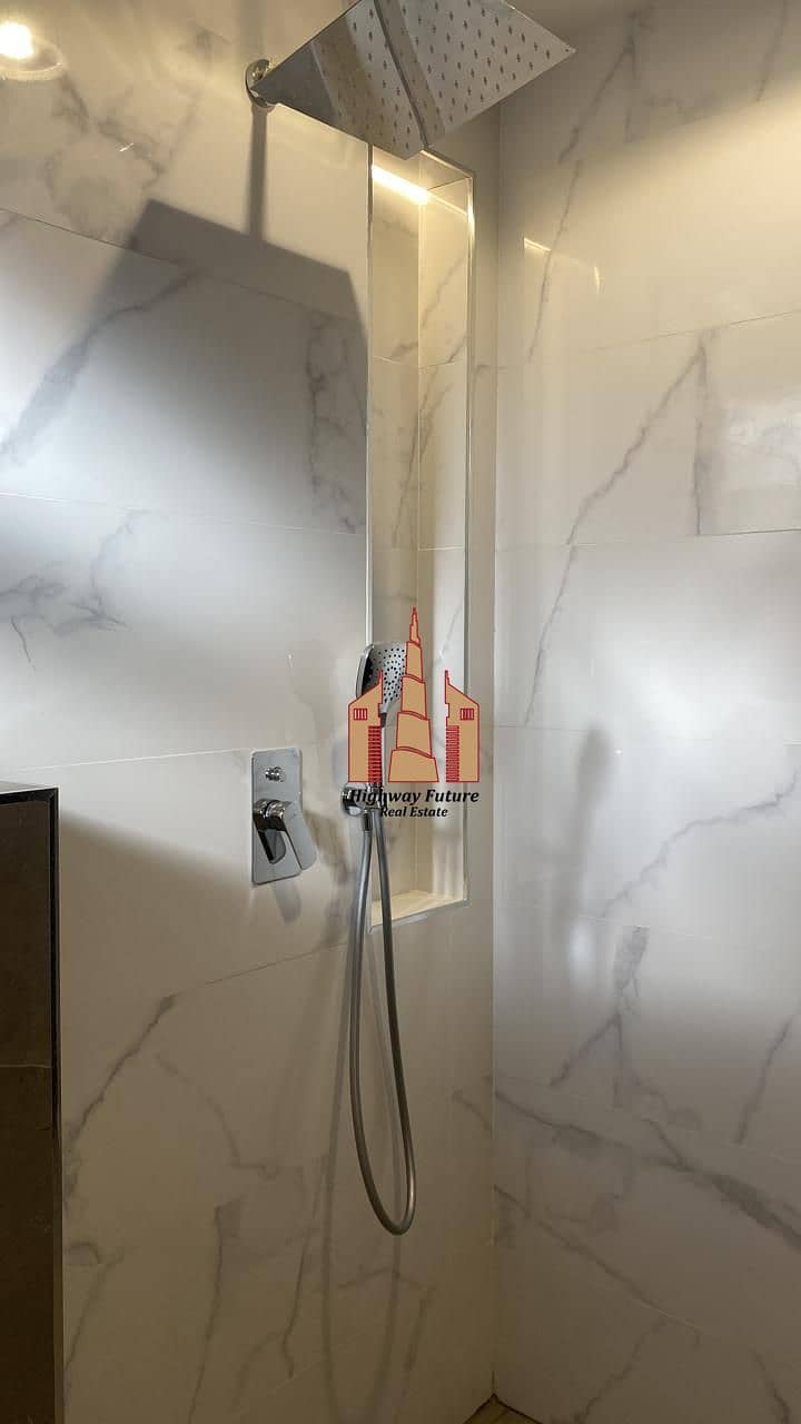30 45361. jpg