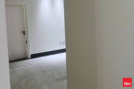 2 Bedroom Apartment for Sale in Business Bay, Dubai - Large Layout | Burj K View | 11% Below Last Sale