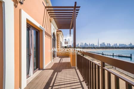 5 habitaciones Villa para en Alquiler en Jumeirah, Dubai - Villa en Jumeirah,La Mer,Port de La Mer,Sur La Mer, 5 dormitorios, 1150000 AED - 16223040 5 habitaciones Villa para en Alquiler en Jumeirah, Dubai - Villa en Jumeirah,La Mer,Port de La Mer,Sur La Mer, 5 dormitorios, 1150000 AED - 16223040