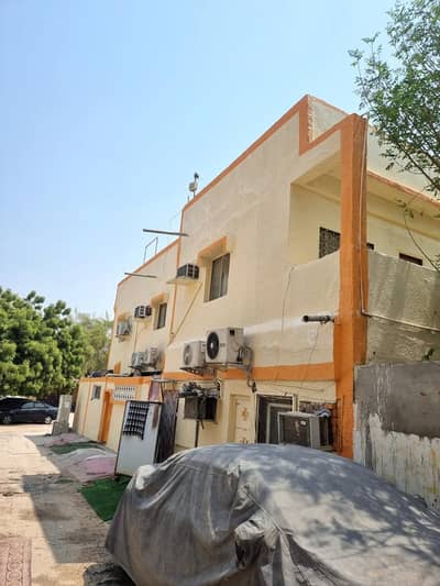 10+ Schlafzimmer Villa Compound zum zum Verkauf in Al Nakhil, Ajman - f4f36624-3d67-4409-bd0e-3668fddf86d3. jpg 10+ Schlafzimmer Villa Compound zum zum Verkauf in Al Nakhil, Ajman - f4f36624-3d67-4409-bd0e-3668fddf86d3. jpg