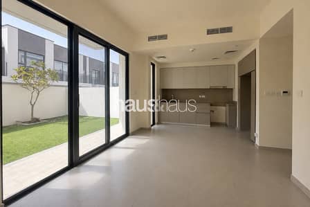 3 Bedroom Townhouse for Rent in Dubai South, Dubai - Great Garden | Back to back | 110k | 4 CHEQUES 3 Bedroom Townhouse for Rent in Dubai South, Dubai - Great Garden | Back to back | 110k | 4 CHEQUES