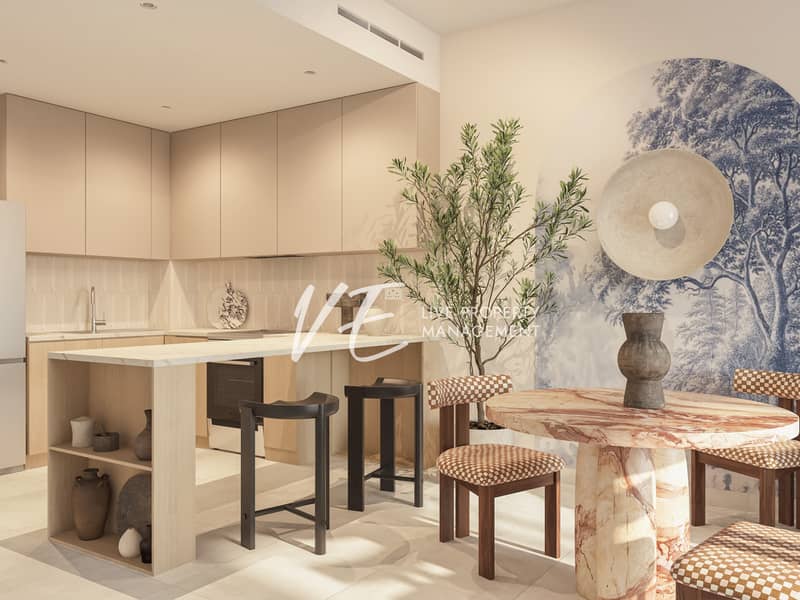 6 WG2 kitchen and breakfast bar. jpg