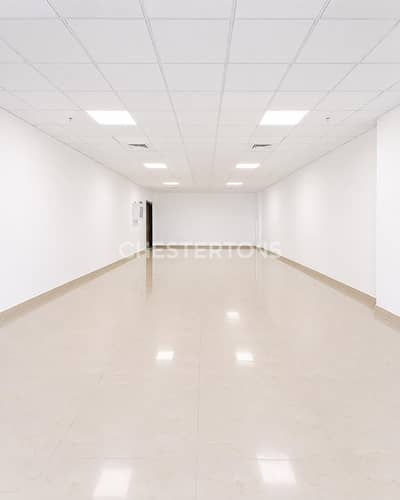 Office para en Alquiler en Dubai Investments Park (DIP), Dubai - Oficina en Dubai Investments Park (DIP)，Schon Business Park, 90000 AED - 16174907
