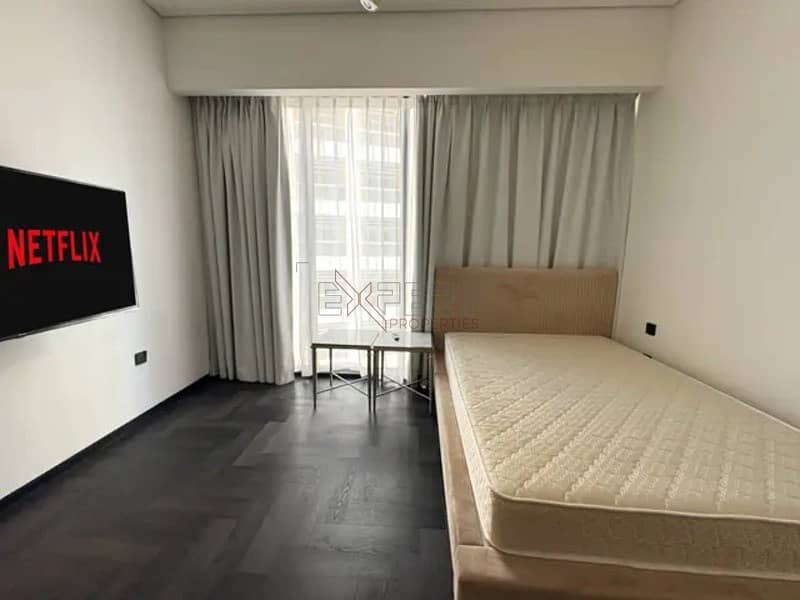 8 Image 8