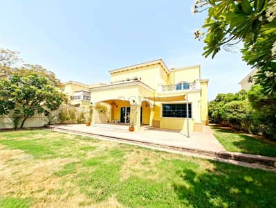 4 habitaciones Villa para en Alquiler en Jumeirah Park, Dubai - Villa en Jumeirah Park,District 4, 4 dormitorios, 450000 AED - 16223896 4 habitaciones Villa para en Alquiler en Jumeirah Park, Dubai - Villa en Jumeirah Park,District 4, 4 dormitorios, 450000 AED - 16223896