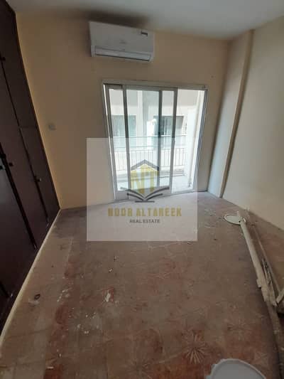 2 Bedroom Apartment for Rent in Al Majaz, Sharjah - WhatsApp Image 2026-08-09 at 12.19. 29 PM. jpeg 2 Bedroom Apartment for Rent in Al Majaz, Sharjah - WhatsApp Image 2026-08-09 at 12.19. 29 PM. jpeg