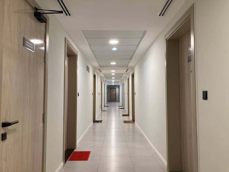 15 1526 Outside Corridor. jpg