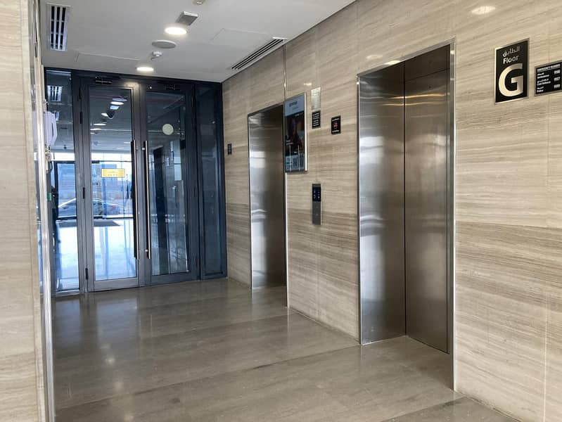 17 1526 Lift Area. jpg