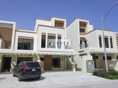 5 habitaciones Townhouse para en Alquiler en DAMAC Lagoons, Dubai - Casa adosada en DAMAC Lagoons，Costa Brava, 5 dormitorios, 177999 AED - 16225975