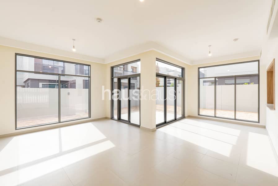Single Row | On Greenbelt | Vacant on Transfer Single Row | On Greenbelt | Vacant on Transfer