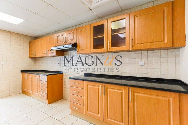 20 Al seef 2 - Kitchen (3). jpg