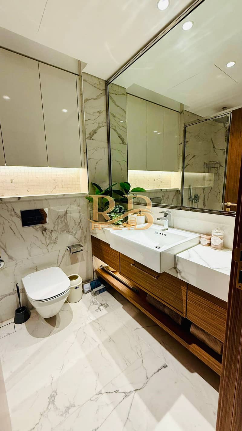 8 bd0fa8b9-df66-4764-8cad-432459e43432. jpg