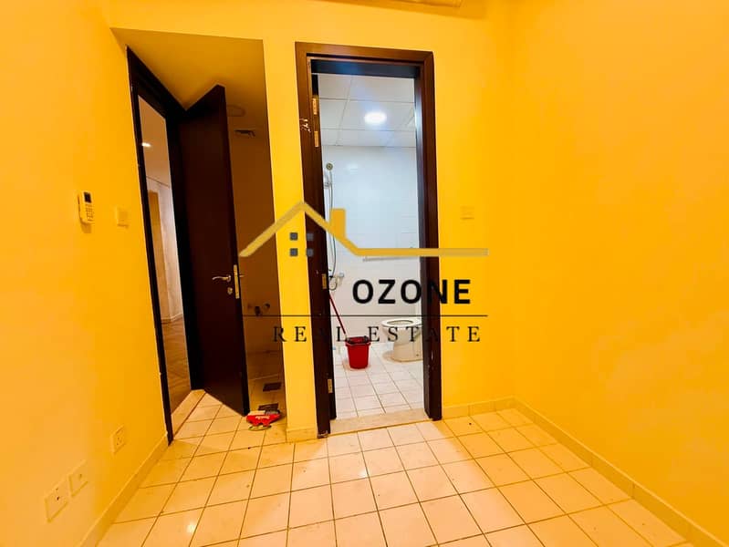 21 ba76bdcd-f0a6-4e23-8feb-dab32ec99f8e. jpeg